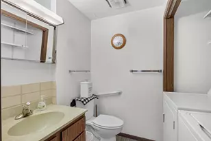 N6637 Meadowview Dr, Pardeeville, WI 53954 - Photo 17
