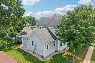 201 E 3rd St, Waunakee, WI 53597 - Photo 67