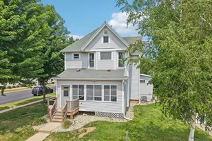 201 E 3rd St, Waunakee, WI 53597 - Photo 57