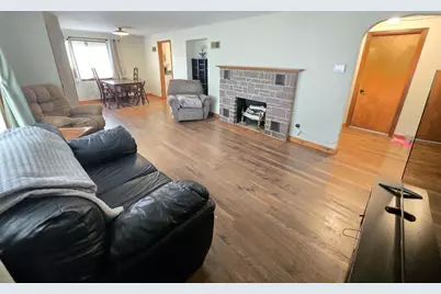 920 Newbury Street, Ripon, WI 54971 - Photo 5