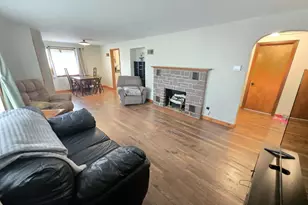 920 Newbury St, Ripon, WI 54971 - Photo 5