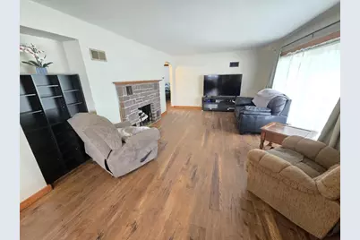 920 Newbury Street, Ripon, WI 54971 - Photo 3