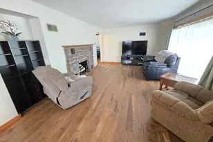 920 Newbury St, Ripon, WI 54971 - Photo 3