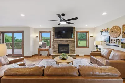 10250 County Road Id, Mount Horeb, WI 53572 - Photo 11