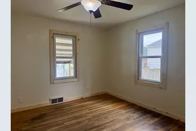 820 N Wacouta Avenue, Prairie Du Chien, WI 53821 - Photo 11