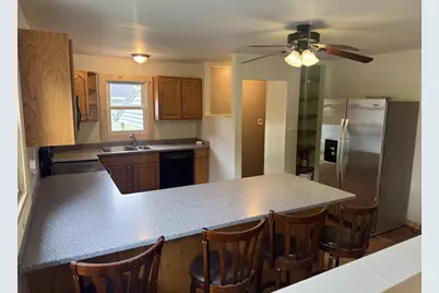 820 N Wacouta Avenue, Prairie Du Chien, WI 53821 - Photo 5