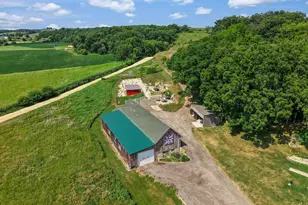 N8621 Hay Hollow Rd, Blanchardville, WI 53516 - Photo 27