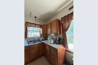 1234 E Porter Avenue, Beloit, WI 53511 - Photo 5