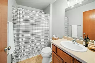 3821 Stonebridge Dr, Madison, WI 53719 - Photo 31