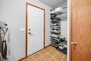 3821 Stonebridge Dr, Madison, WI 53719 - Photo 7