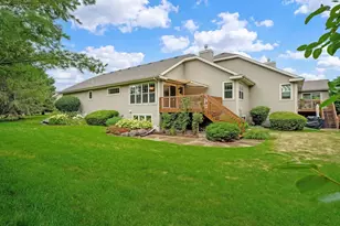 6027 Canyon Pkwy, Mcfarland, WI 53558 - Photo 9