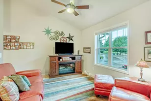 6027 Canyon Pkwy, Mcfarland, WI 53558 - Photo 23