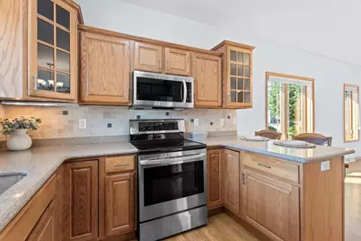 5708 Prairie Stone Drive, Mcfarland, WI 53558 - Photo 5