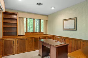 1730 Sunnyside Ct, Sheboygan, WI 53081 - Photo 3