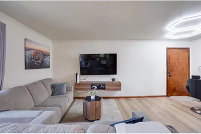 6733 Park Edge Drive #D, Madison, WI 53719 - Photo 5