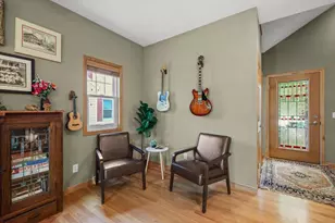 1438 Sheridan Dr, Madison, WI 53704 - Photo 5