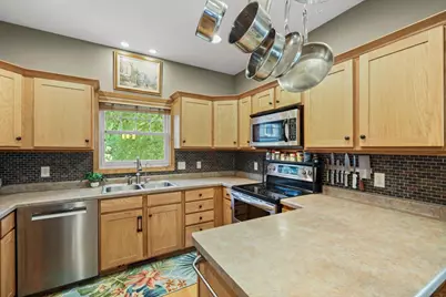 1438 Sheridan Drive, Madison, WI 53704 - Photo 13