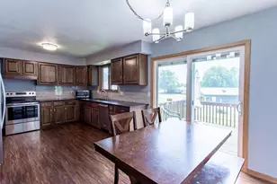 504 26th St, Monroe, WI 53566 - Photo 5