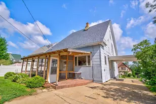 526 Prospect Ave, Portage, WI 53901 - Photo 7