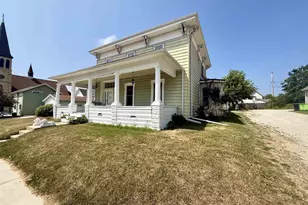 207 W Green St, Fox Lake, WI 53933 - Photo 5