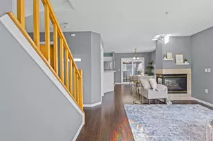 2041 McKenna Blvd, Madison, WI 53711 - Photo 5