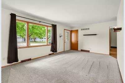 630 S Main Street, Markesan, WI 53946 - Photo 9