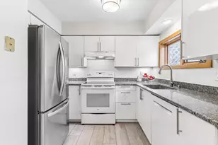 308 N Pinckney St, Madison, WI 53703 - Photo 11