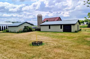 N4027 Twin Lakes Ln, Eden, WI 53019 - Photo 5