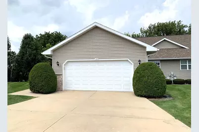 125 Summit Court #2302, Columbus, WI 53925 - Photo 3
