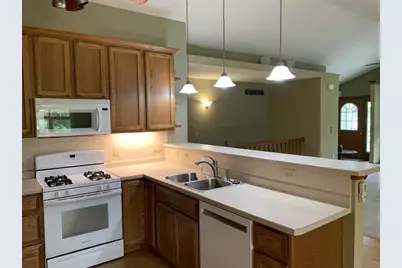 125 Summit Court #2302, Columbus, WI 53925 - Photo 13