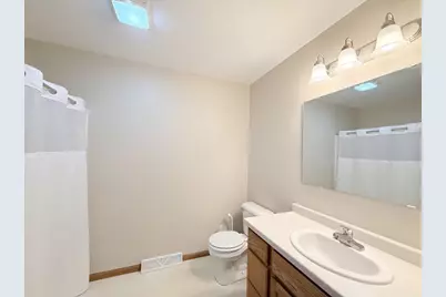 214 Coyle Parkway, Cottage Grove, WI 53527 - Photo 17
