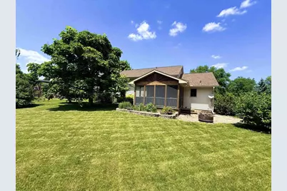 214 Coyle Parkway, Cottage Grove, WI 53527 - Photo 3