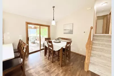 214 Coyle Parkway, Cottage Grove, WI 53527 - Photo 9