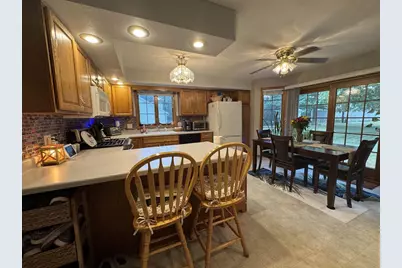 642 E Waterford Drive, Beloit, WI 53511 - Photo 15