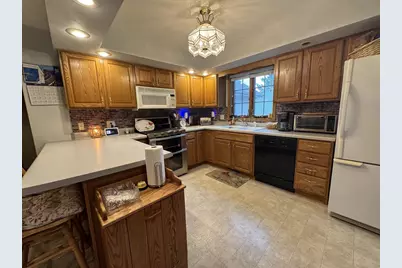 642 E Waterford Drive, Beloit, WI 53511 - Photo 19