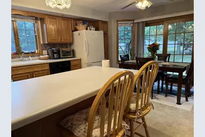 642 E Waterford Drive, Beloit, WI 53511 - Photo 17