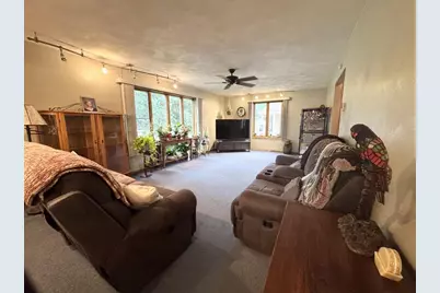 642 E Waterford Drive, Beloit, WI 53511 - Photo 13