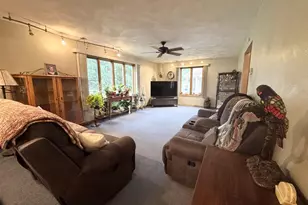 642 E Waterford Dr, Beloit, WI 53511 - Photo 13