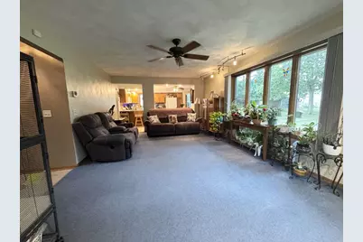 642 E Waterford Drive, Beloit, WI 53511 - Photo 11