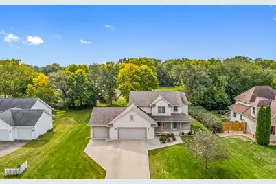 642 E Waterford Drive, Beloit, WI 53511 - Photo 5