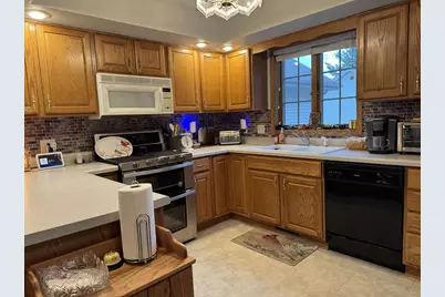 642 E Waterford Drive, Beloit, WI 53511 - Photo 21
