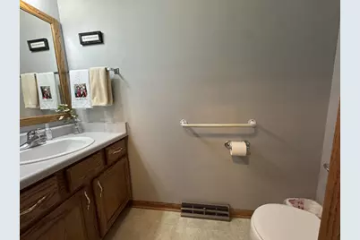 642 E Waterford Drive, Beloit, WI 53511 - Photo 25