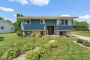 2019 Mitchell St, Oshkosh, WI 54901 - Photo 1