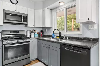 2019 Mitchell Street, Oshkosh, WI 54901 - Photo 9