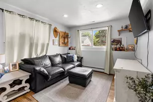 2019 Mitchell St, Oshkosh, WI 54901 - Photo 21