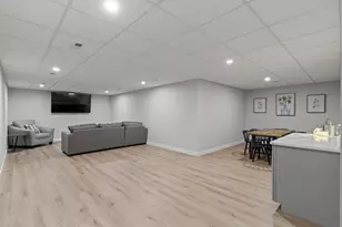 828 Elm St, Wisconsin Dells, WI 53965 - Photo 13