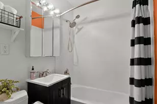 2606 Coolidge St, Madison, WI 53704 - Photo 9