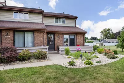 1435 Laramie Lane #8, Janesville, WI 53546 - Photo 1