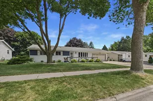 613 Whitehall Dr, Madison, WI 53714 - Photo 15