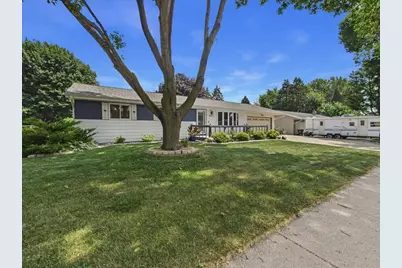 613 Whitehall Drive, Madison, WI 53714 - Photo 7